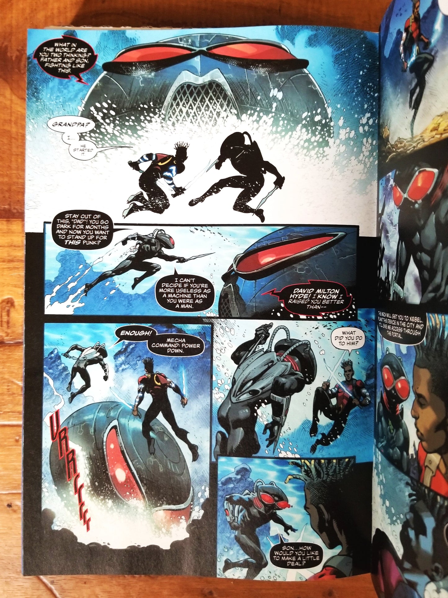 AQUAMAN #62 FAMILY BUSINESS!