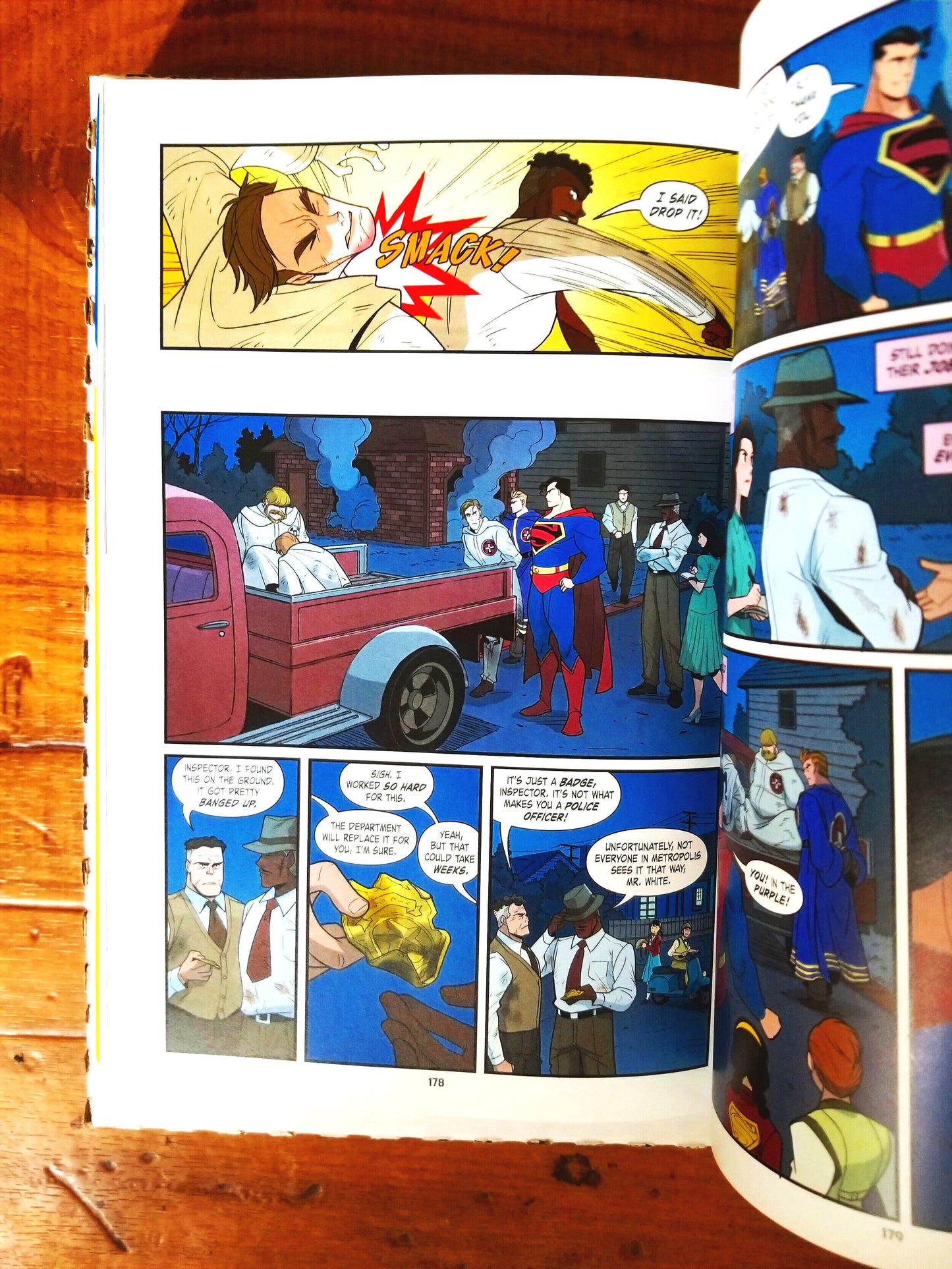 SUPERMAN SMASHES THE KLAN GRAPHIC NOVEL