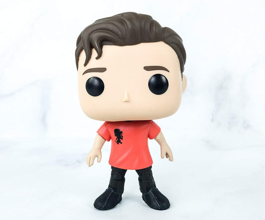 FUNKO POP! SPIDER-MAN FAR FROM HOME (BORROWED JERSEY) #485 (COLLECTIBLE)