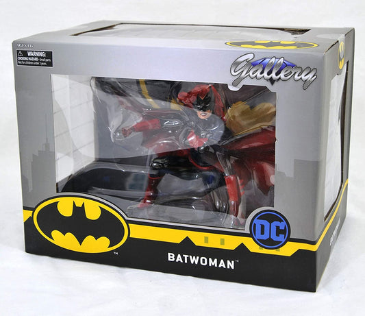 BATWOMAN DC DIAMOND GALLERY DIORAMA