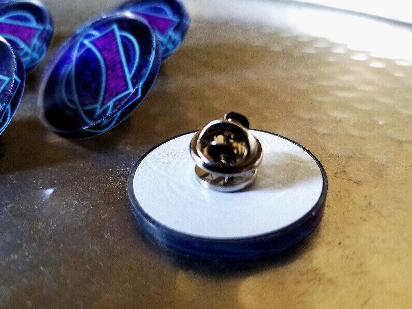 GCC GRPHC LOGO  ACRYLIC TRADING PIN